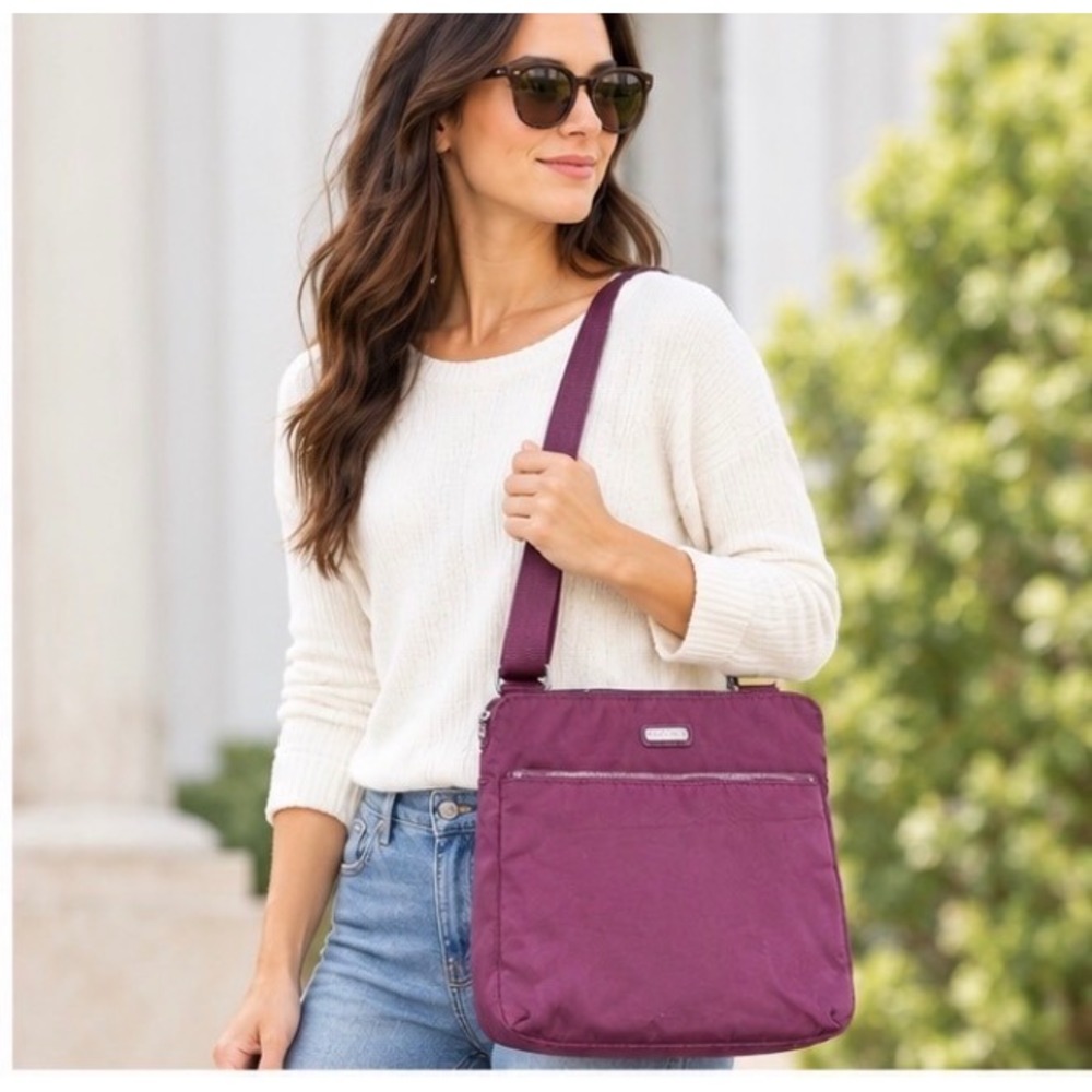 Baggallini Plum Purple Nylon Crossbody Bag Slim Messenger Travel Organizer Bag